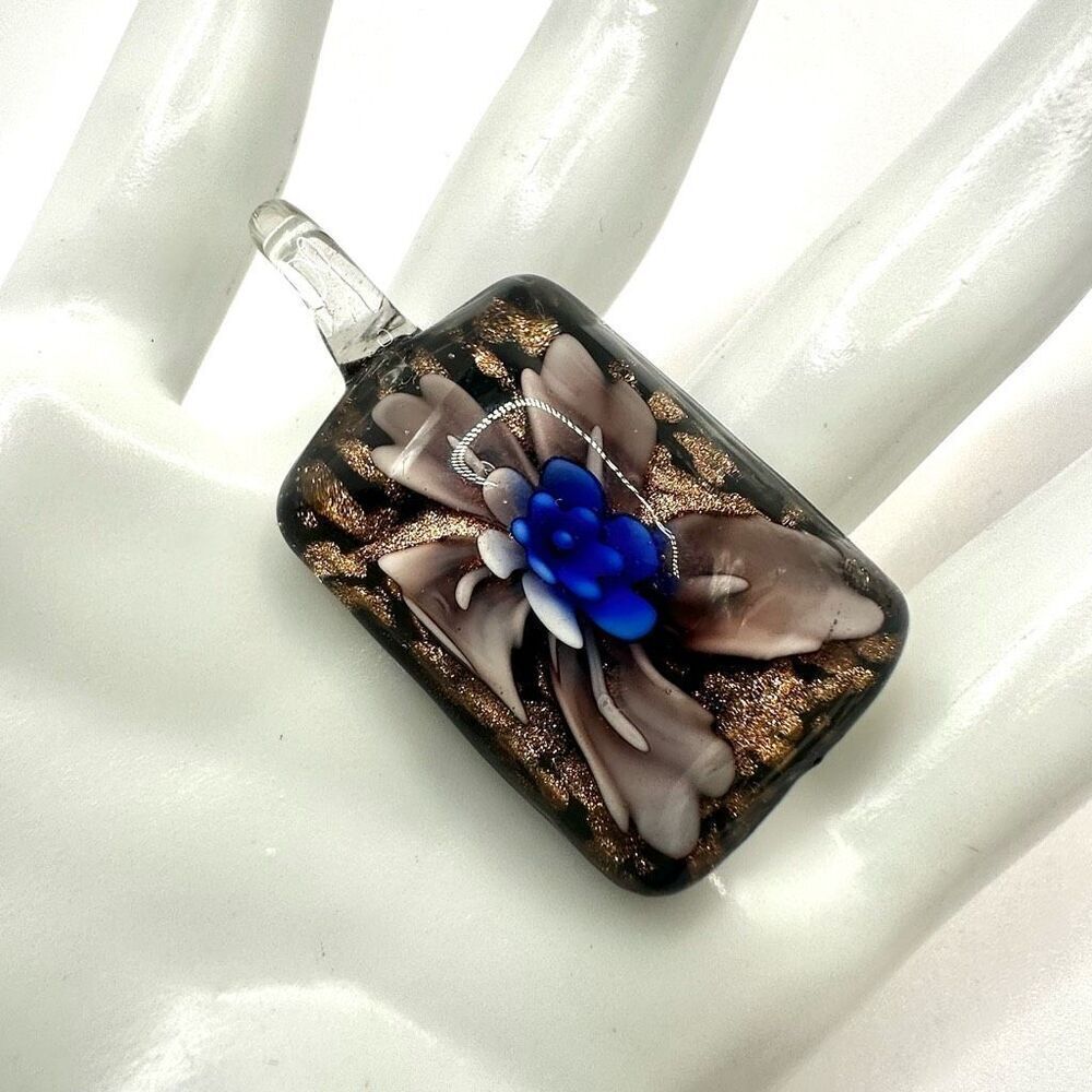Glass flower pendant